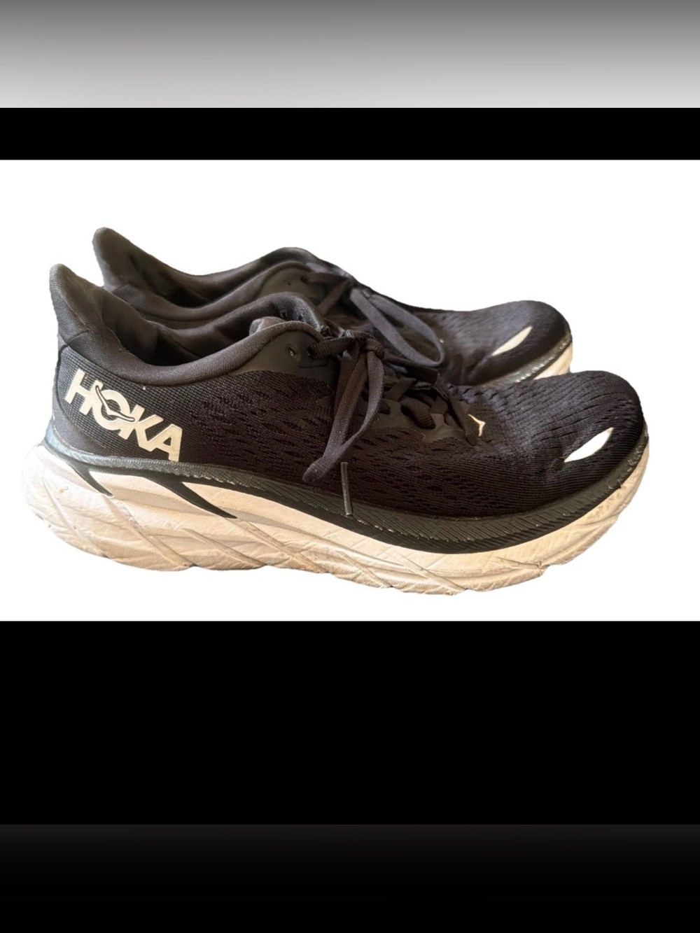Hoka one one clifton 8 Women’s Athletic Sneakers Black Size 6B PREOWNED